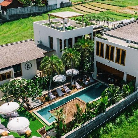 Nyaman Hostel Canggu Exterior foto