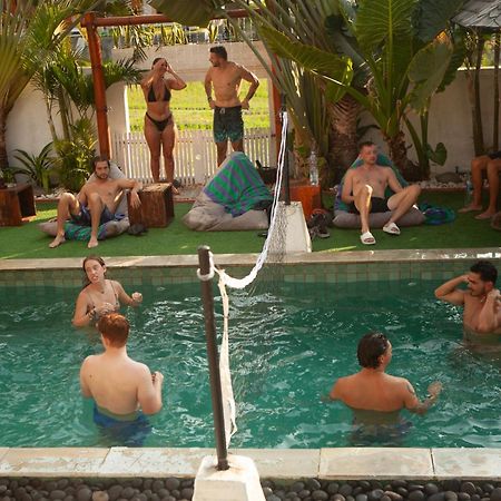 Nyaman Hostel Canggu Exterior foto