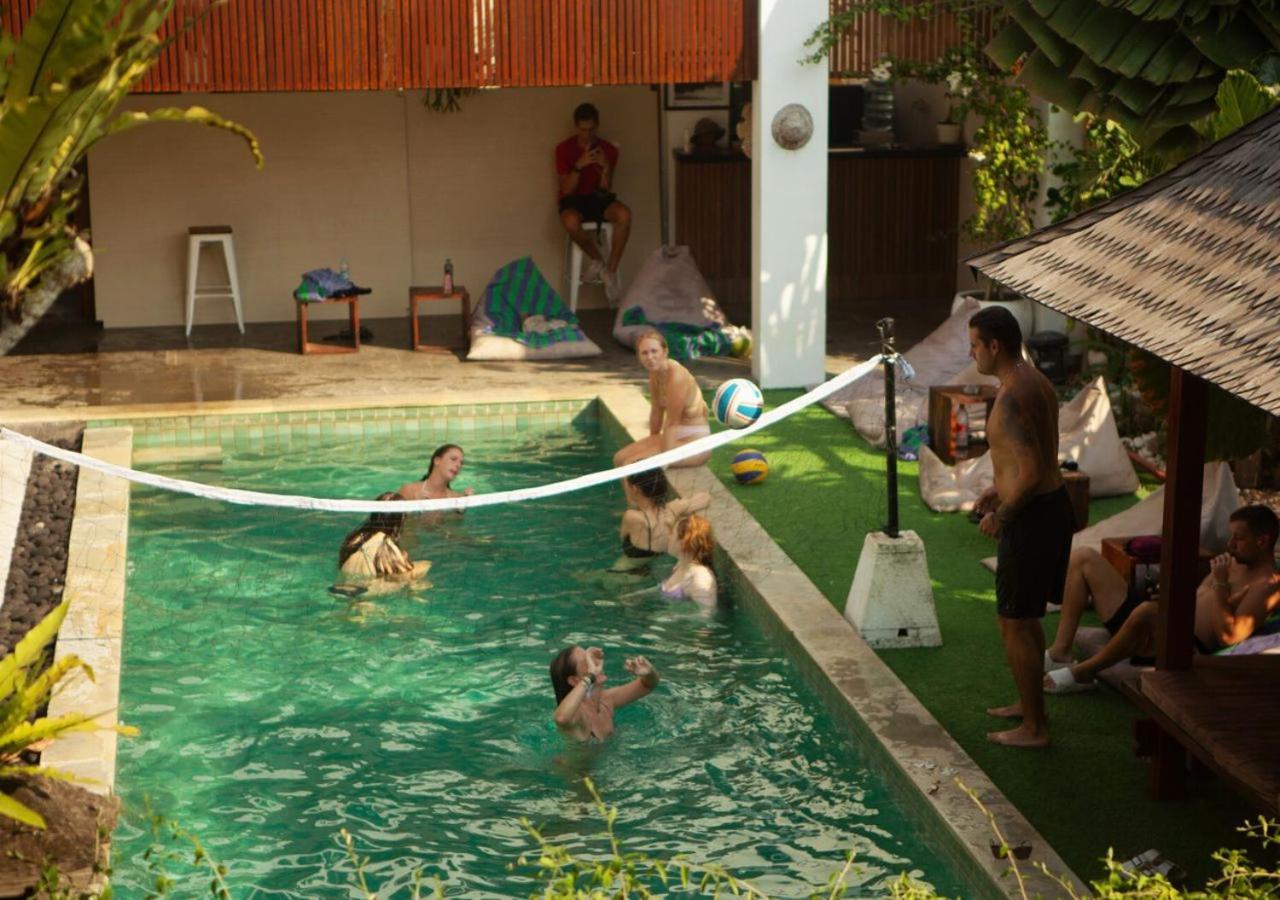 Nyaman Hostel Canggu Exterior foto
